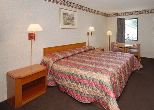 Americas Best Value Inn & Suites Macon Quarto foto